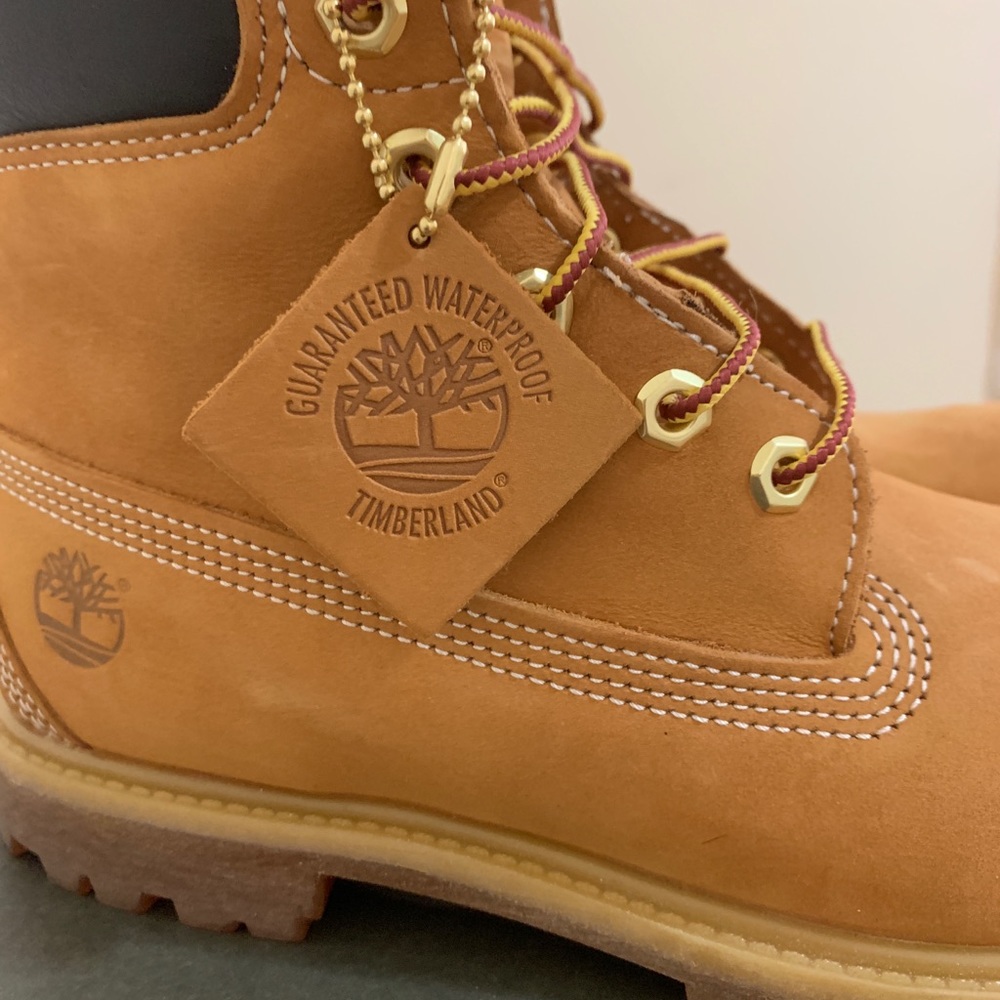 Timberland Boots - Picture 3 of 5